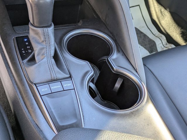 Used 2024 Toyota Camry SE image 16