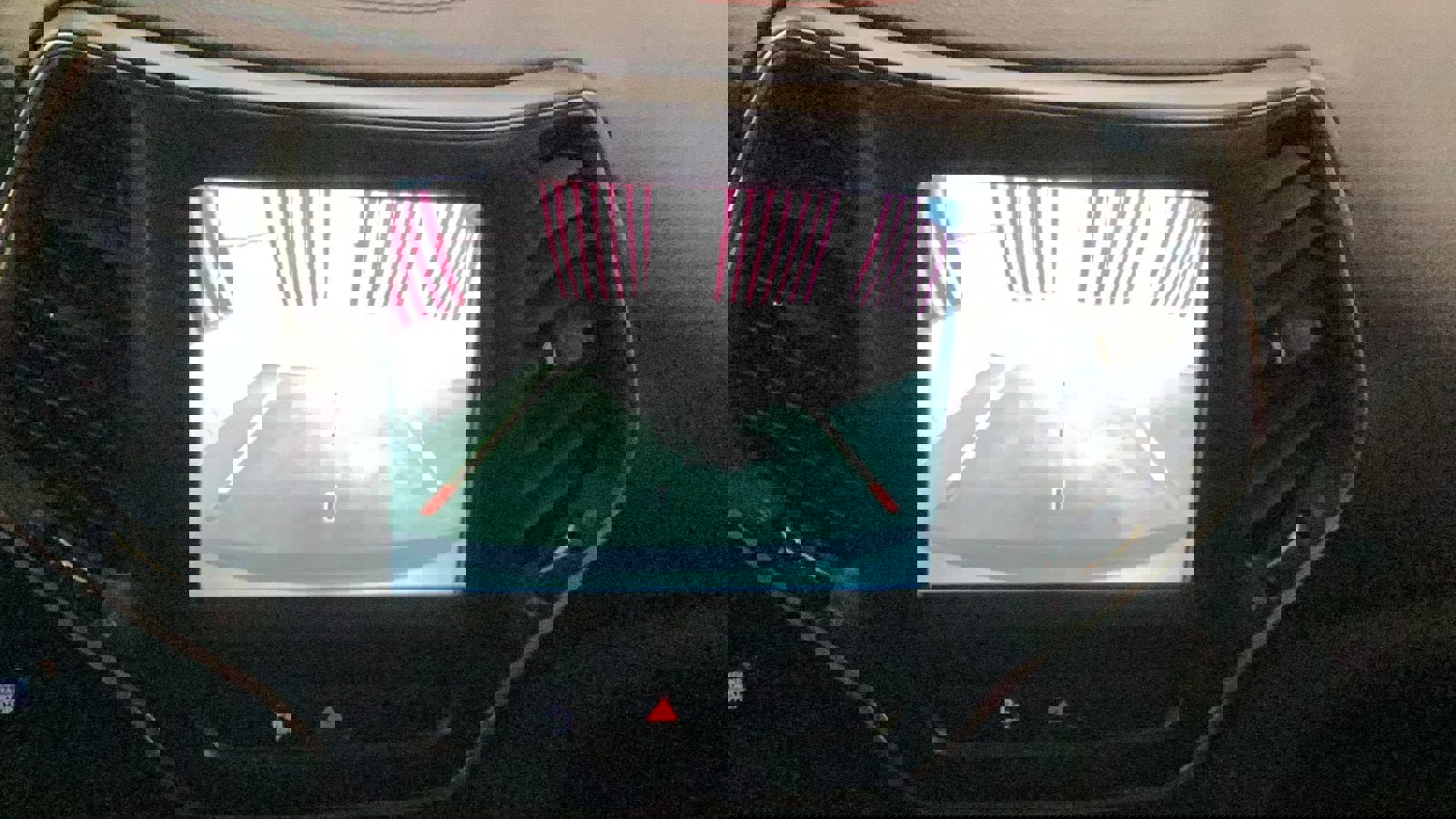 Used 2019 Jeep Cherokee Trailhawk image 13