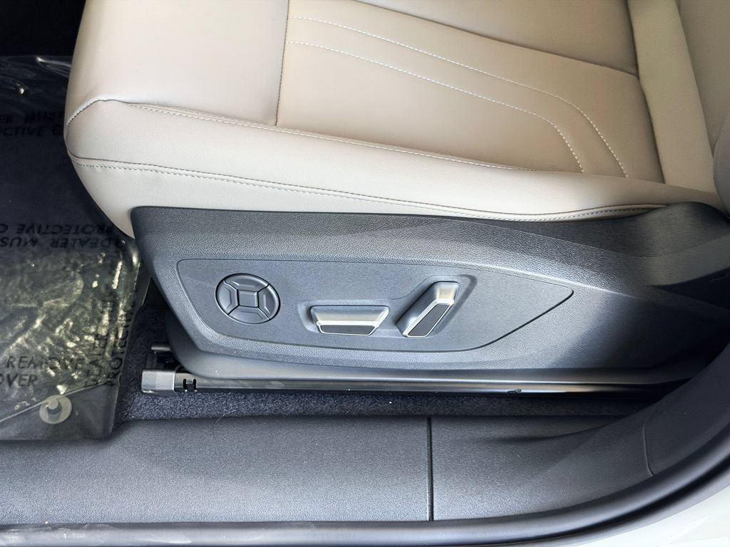 New 2026 Audi Q3 quattro 2.0T AWD/4WD image 24