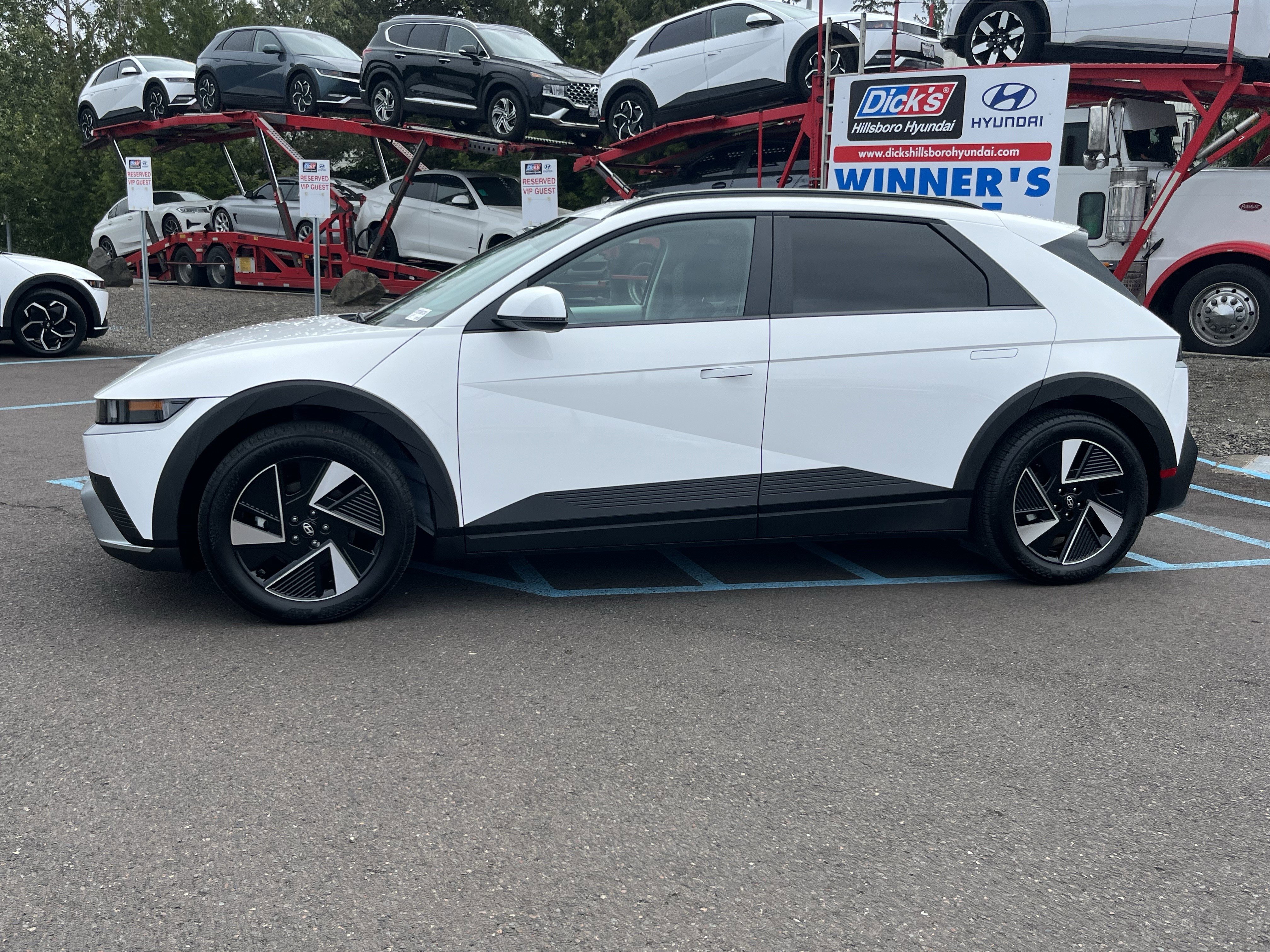 Certified 2025 Hyundai Ioniq 5 SEL AWD/4WD image 2