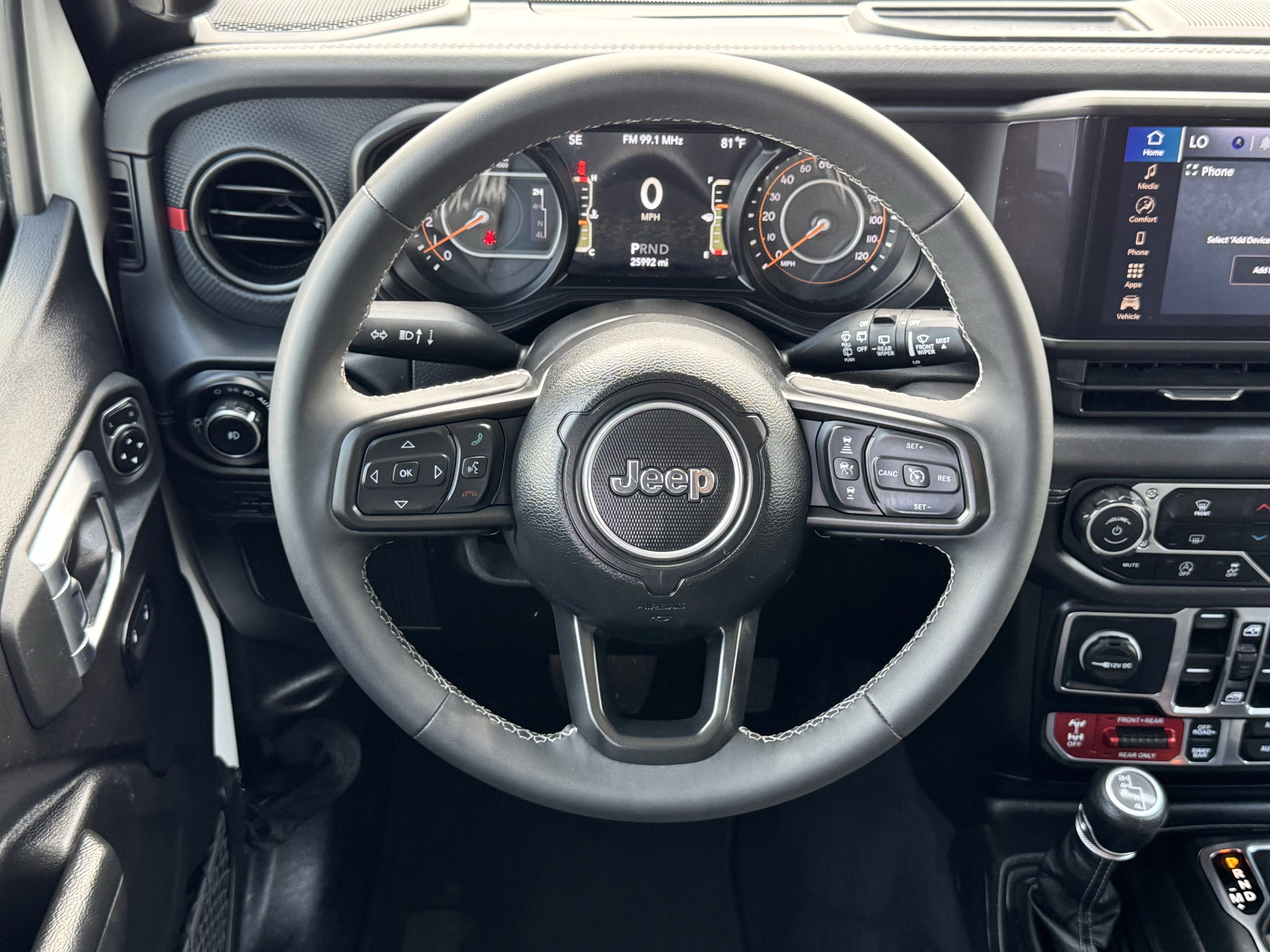 Used 2025 Jeep Wrangler Unlimited Rubicon image 15