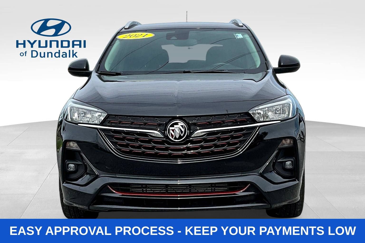Used 2021 Buick Encore GX Select w/ Sport Touring Package FWD image 2