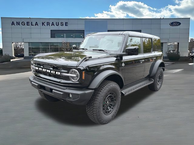 New 2026 Ford Bronco Outer Banks w/ Sasquatch Package AWD/4WD image 3