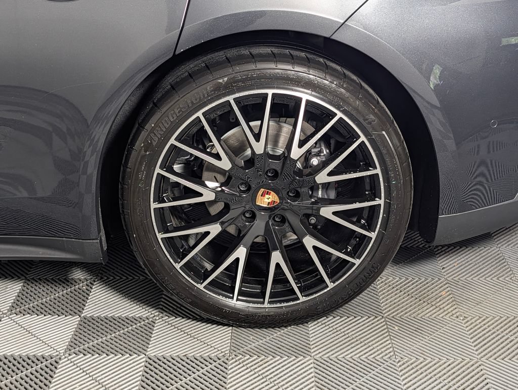 New 2026 Porsche Panamera 4 AWD/4WD image 12