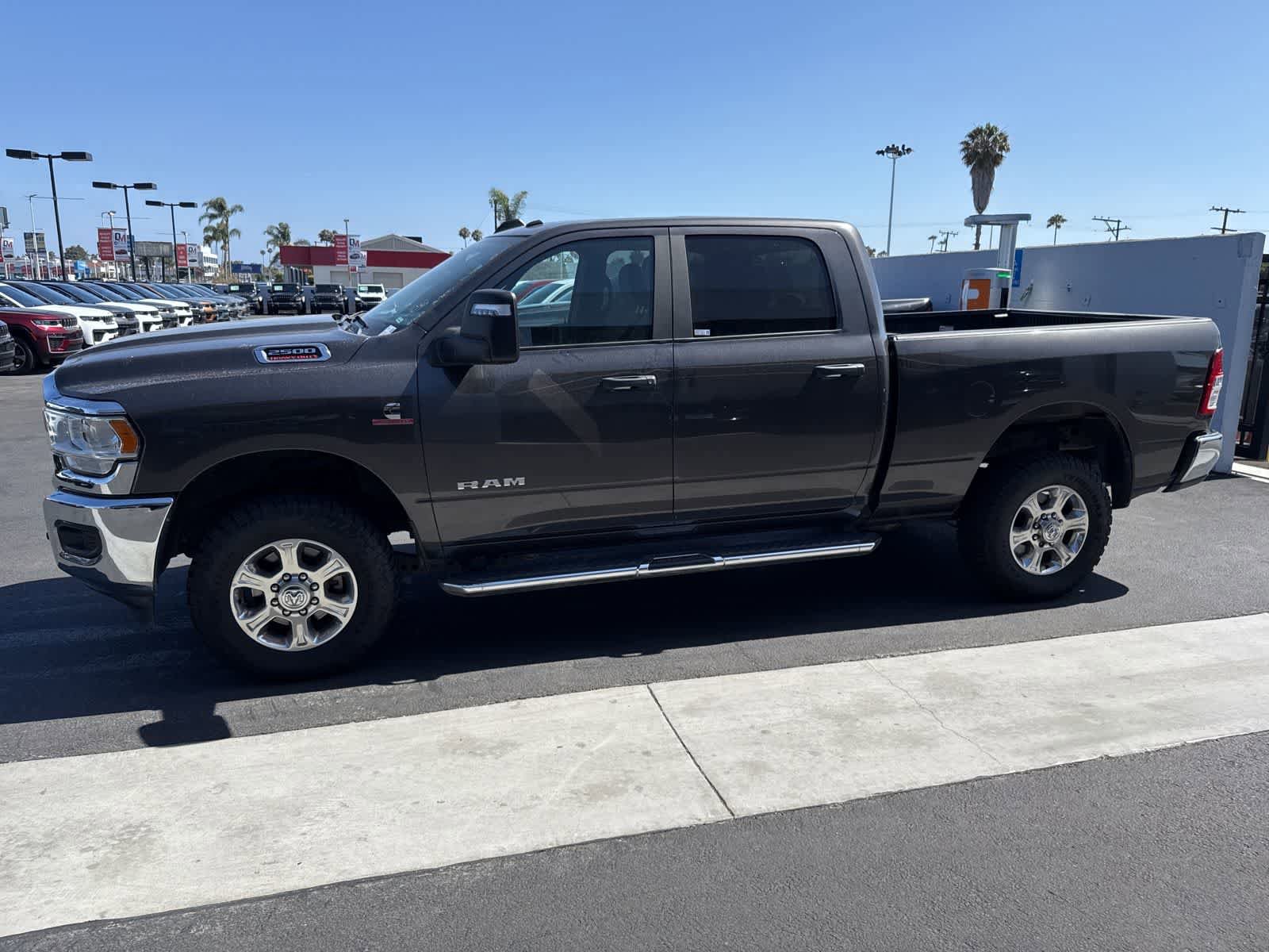 Used 2024 RAM 2500 Big Horn AWD/4WD image 3
