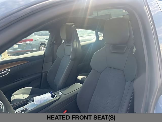 Used 2022 Audi e-tron GT Premium Plus AWD/4WD image 21
