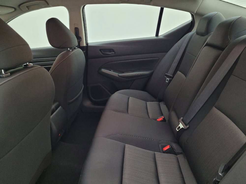 Used 2024 Nissan Altima 2.5 SV image 18