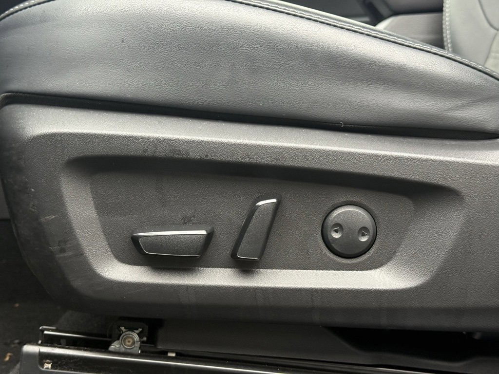 Used 2024 Mitsubishi Outlander SE image 12