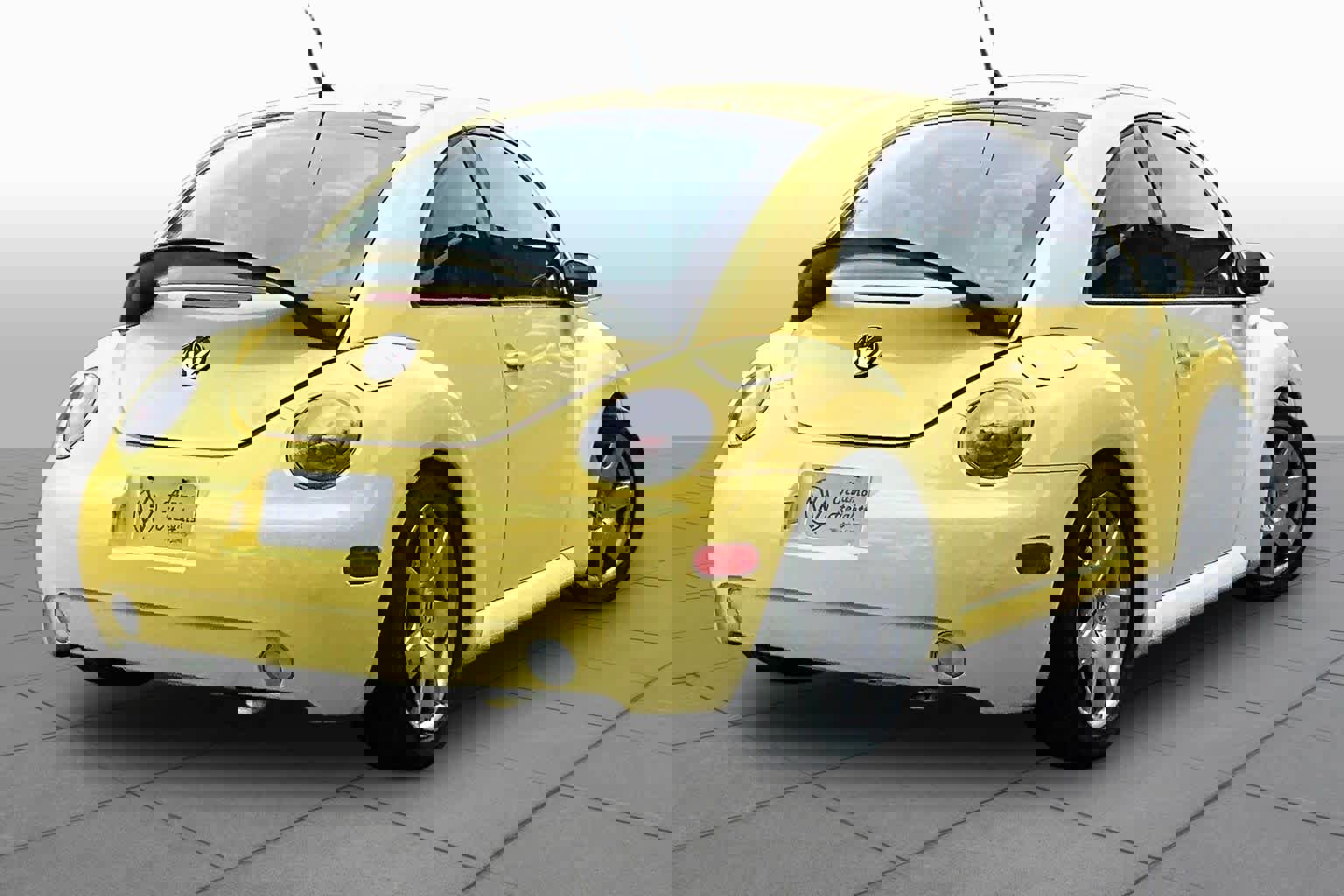 Used 2001 Volkswagen Beetle GLX FWD image 12