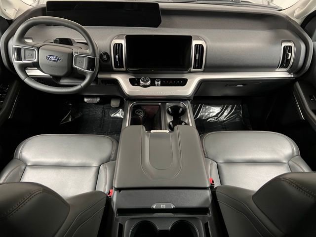 Used 2025 Ford Expedition Max Active AWD/4WD image 25