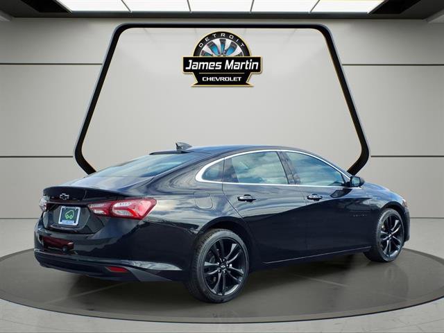Used 2024 Chevrolet Malibu LT w/ Midnight Edition image 4