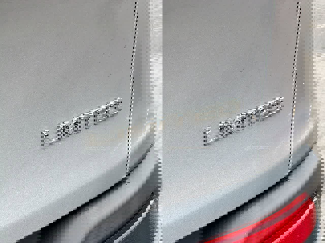 Used 2017 Jeep Cherokee Limited image 18