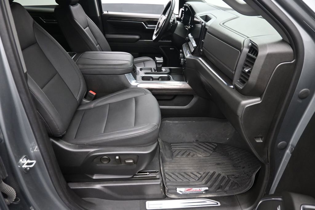 Used 2023 Chevrolet Silverado 1500 LTZ AWD/4WD image 7