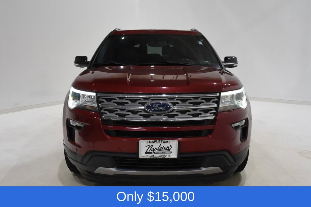 Used 2018 Ford Explorer XLT w/ Equipment Group 202A AWD/4WD image 2