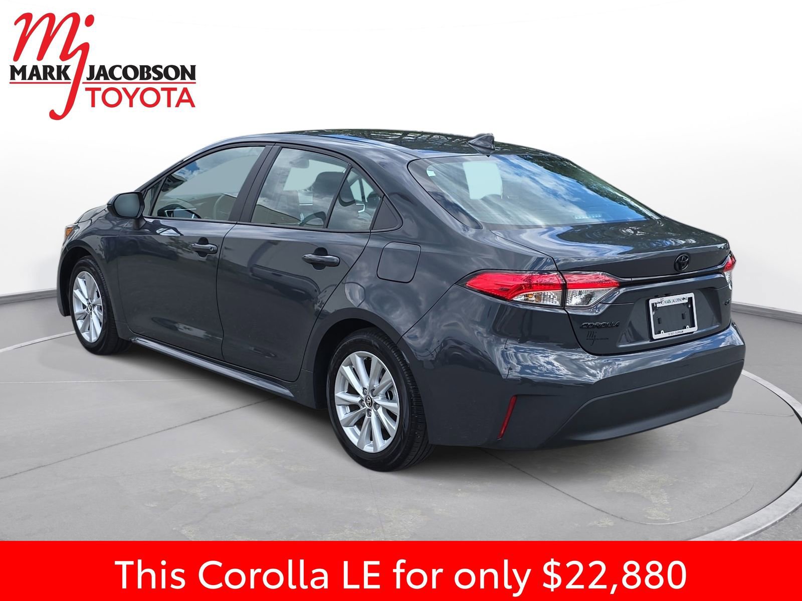 Used 2025 Toyota Corolla LE w/ LE Premium Package image 13