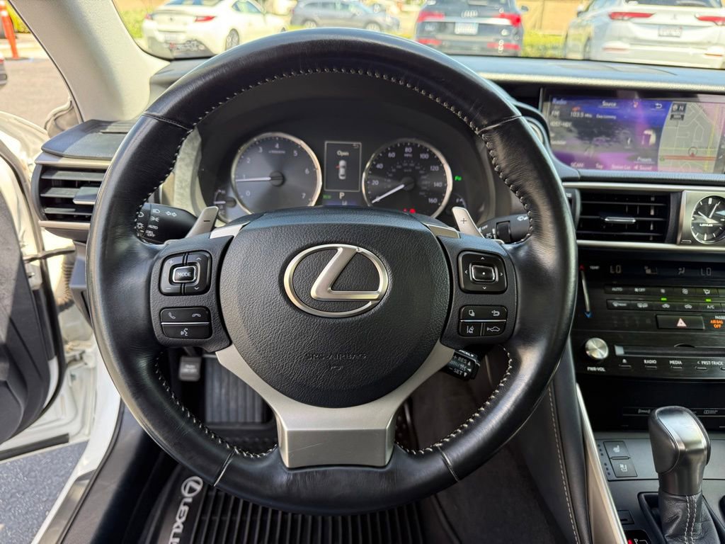 Used 2017 Lexus IS 200t RWD image 17
