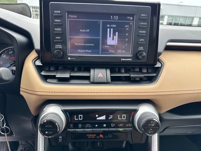 Used 2022 Toyota RAV4 LE AWD/4WD image 20