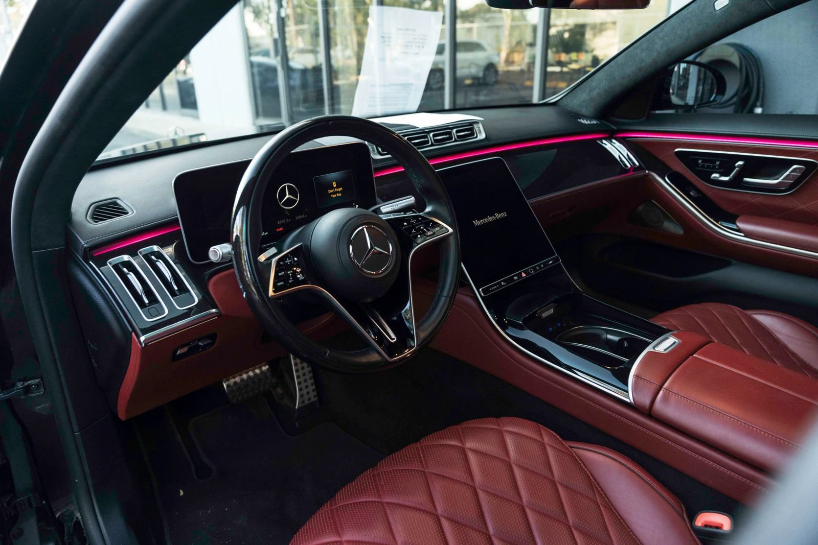 Used 2023 Mercedes-Benz S 500 4MATIC image 18