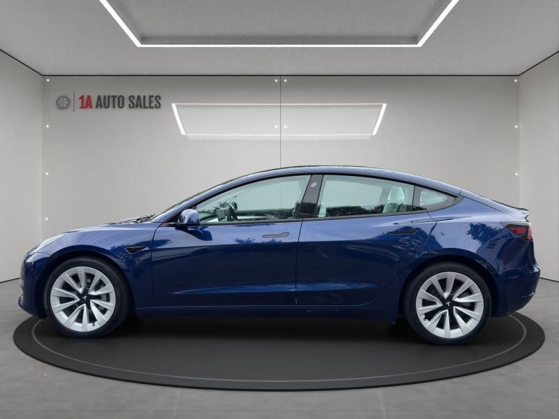 Used 2023 Tesla Model 3 Long Range image 2