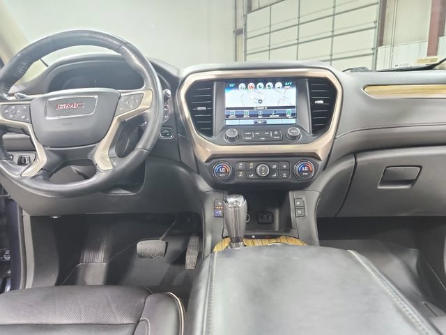 Used 2018 GMC Acadia Denali w/ Technology Package AWD/4WD image 29