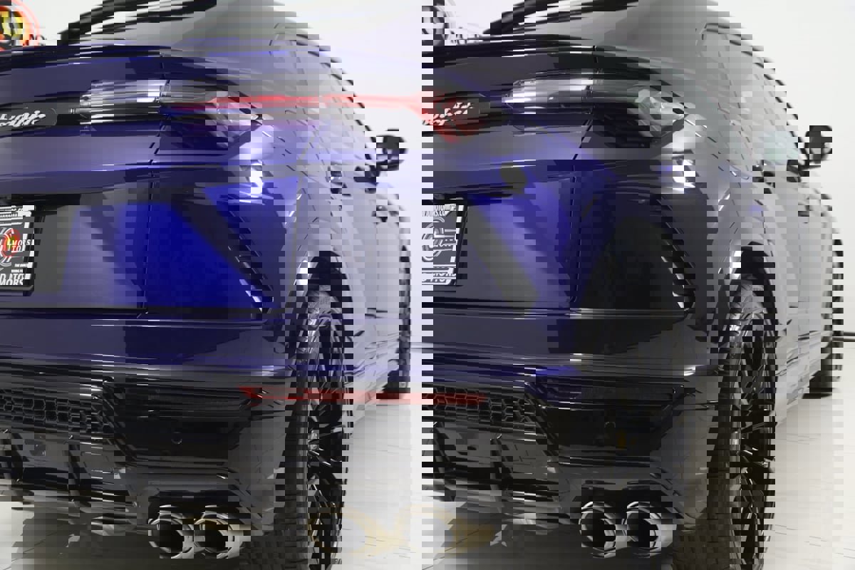 Used 2021 Lamborghini Urus image 91