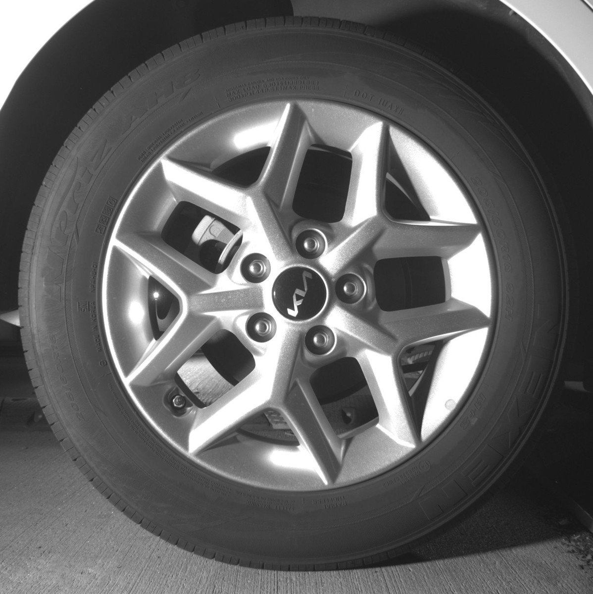 Used 2025 Kia Soul LX w/ LX Technology Package image 14