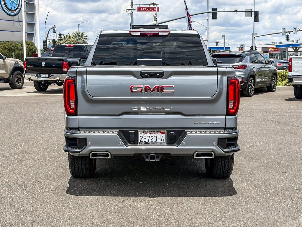 Certified 2025 GMC Sierra 1500 Denali w/ Technology Package AWD/4WD image 3