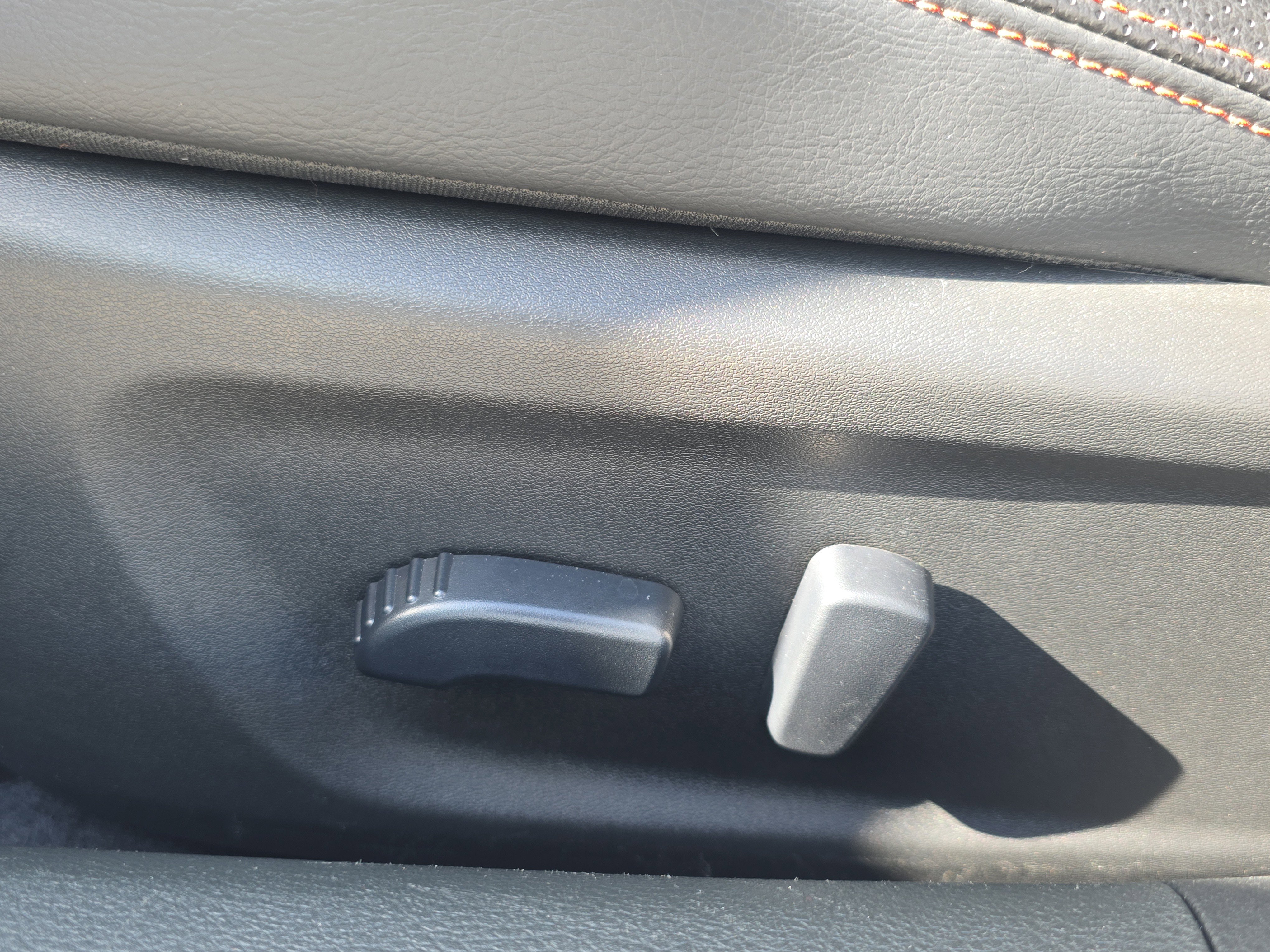 Used 2025 Nissan Altima 2.5 SR AWD/4WD image 25