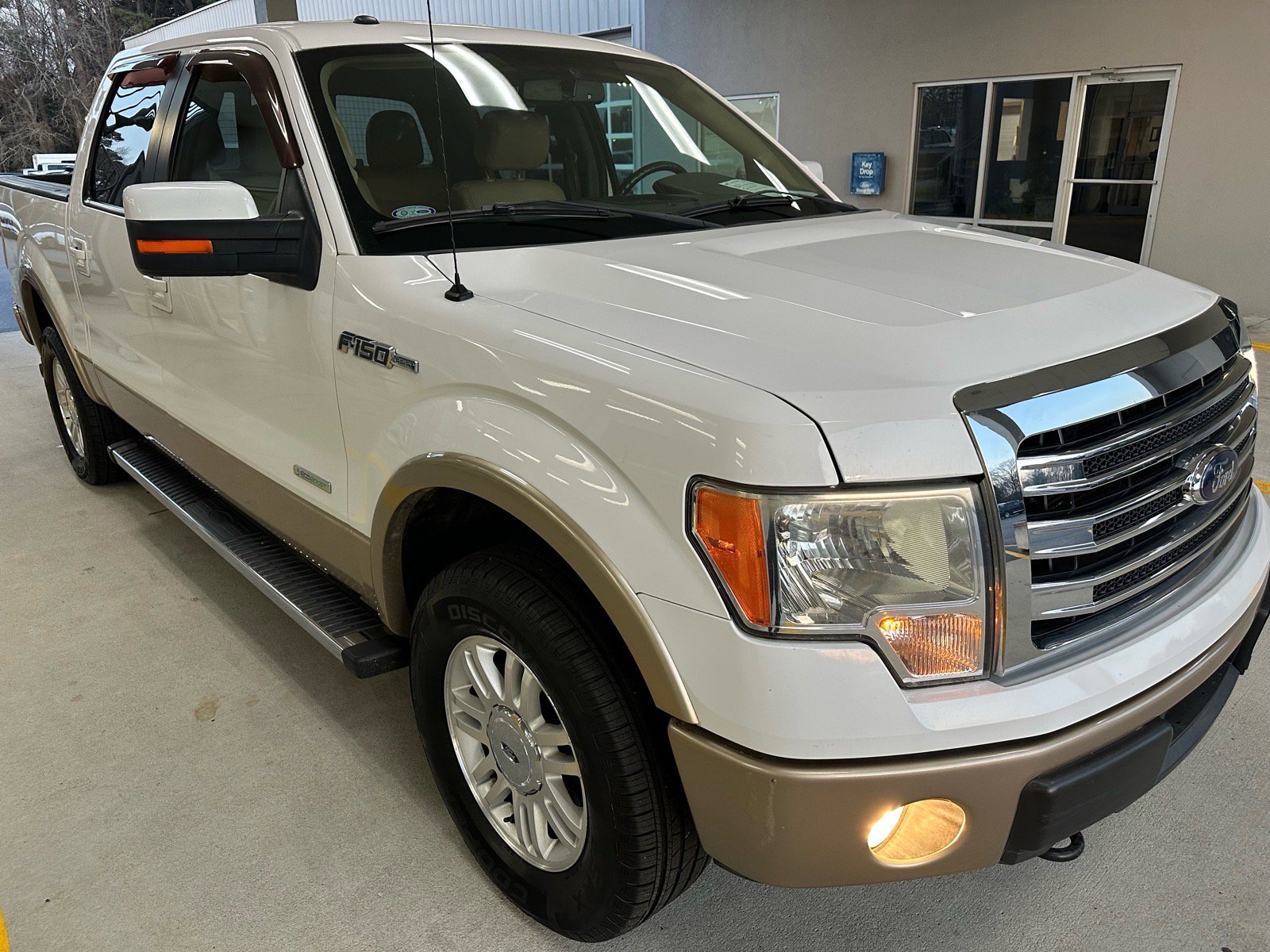 Used 2014 Ford F150 Lariat w/ Equipment Group 501A Mid image 10