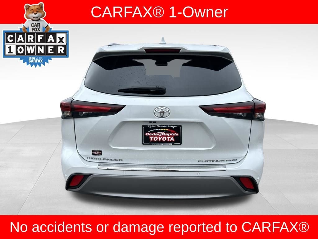 Used 2024 Toyota Highlander Platinum image 4