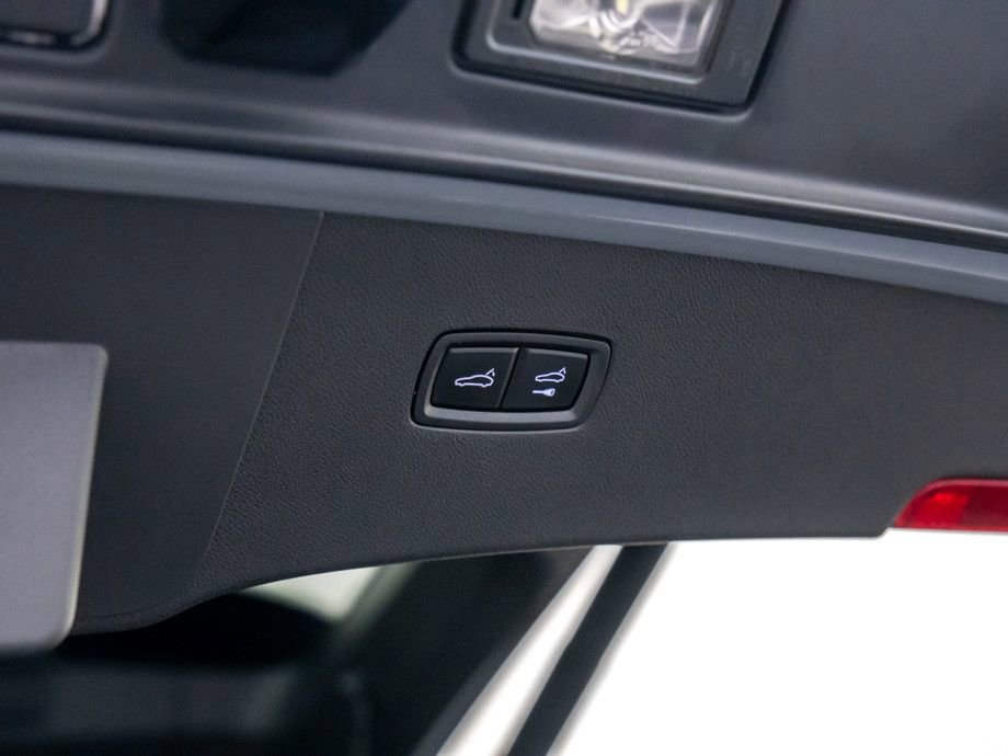 Certified 2024 Porsche Cayenne Turbo GT image 33