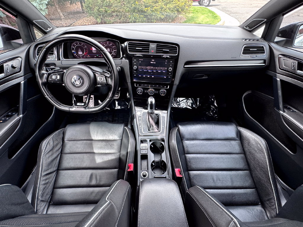Used 2019 Volkswagen Golf R 4-Door AWD/4WD image 34
