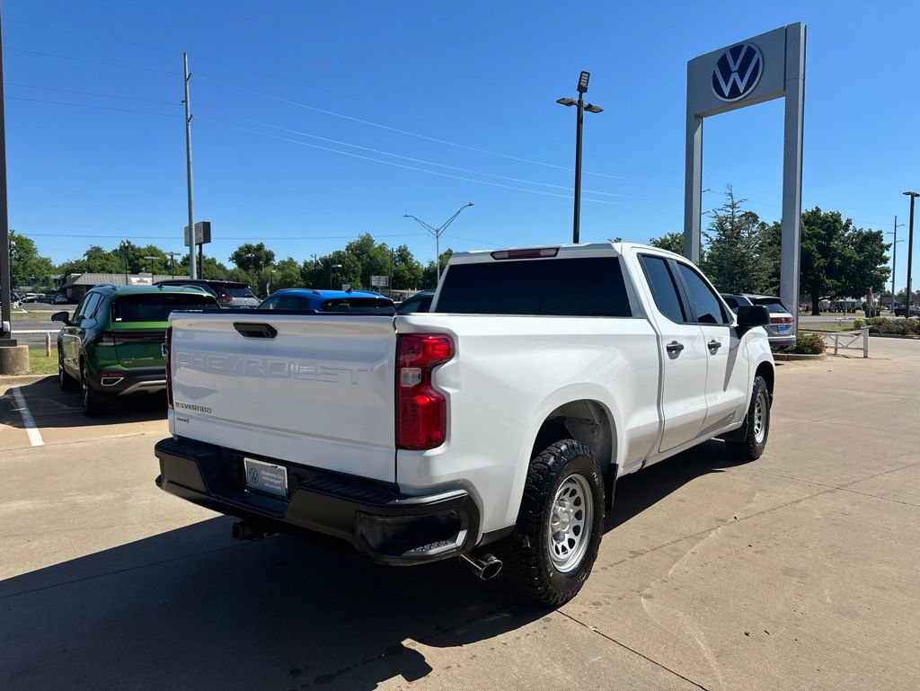 Used 2022 Chevrolet Silverado 1500 W/T w/ WT Value Package AWD/4WD image 5