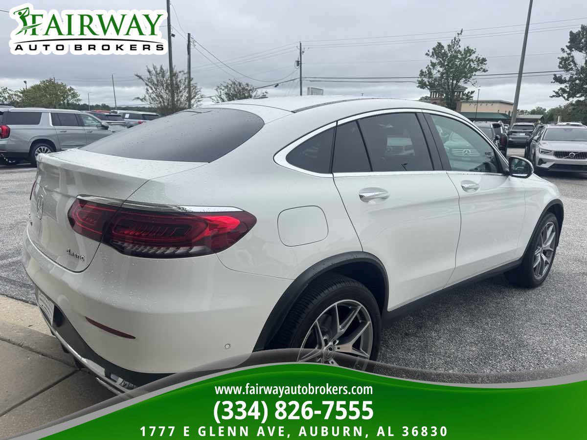 Used 2023 Mercedes-Benz GLC 300 4MATIC Coupe image 6