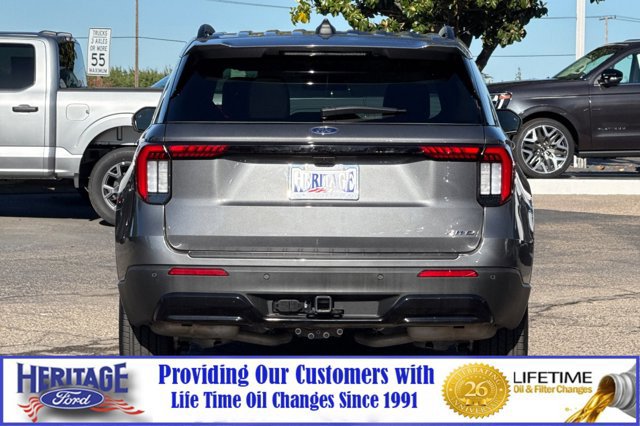 Used 2025 Ford Explorer ST-Line AWD/4WD image 5