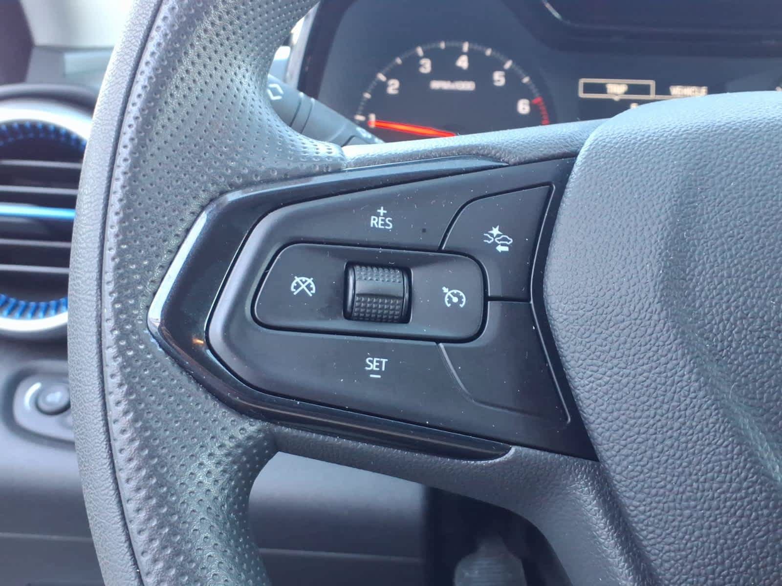 Used 2025 Chevrolet Trax LS w/ LS Convenience Package FWD image 15