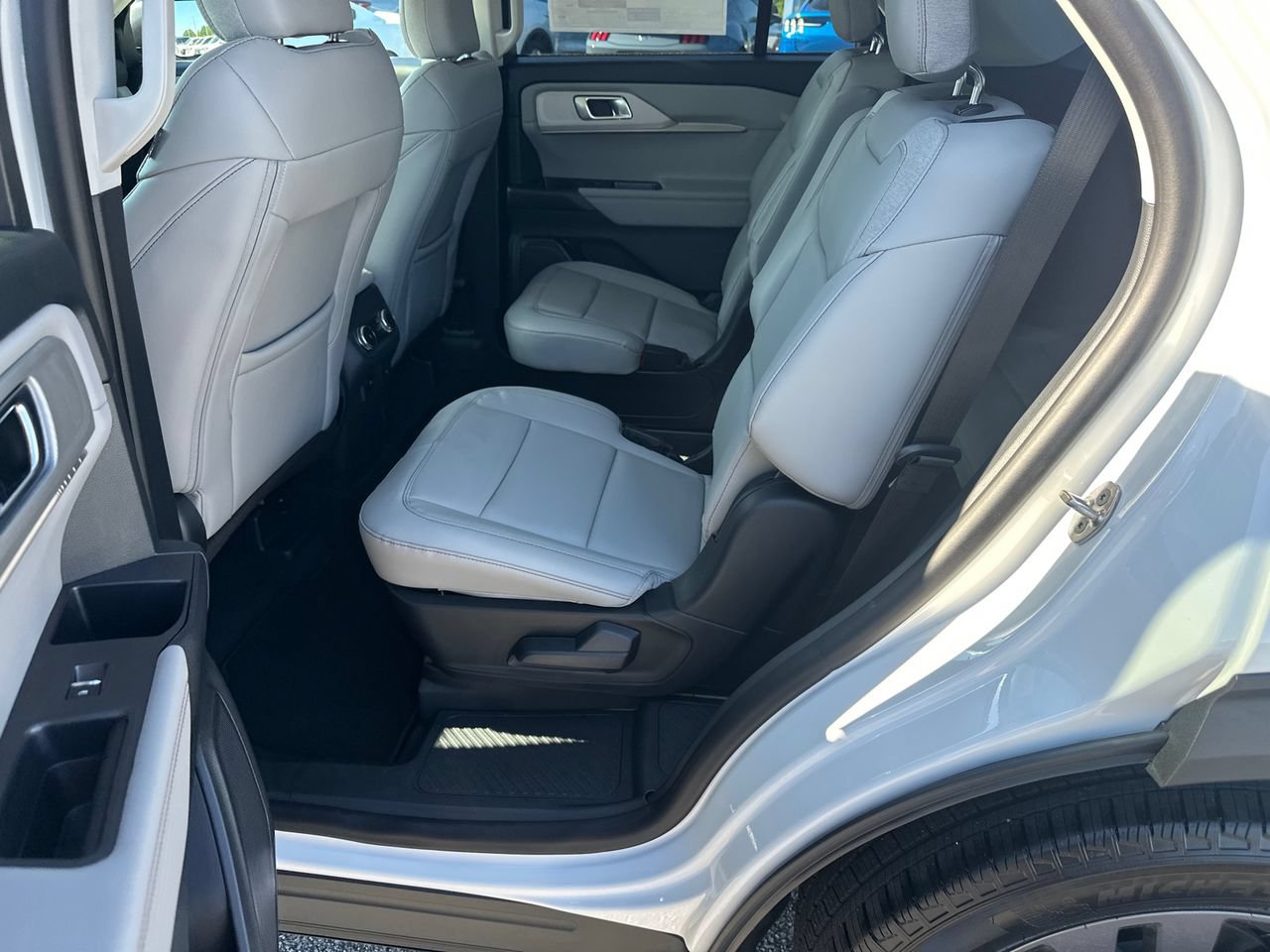 New 2026 Ford Explorer Active w/ Active Comfort Package AWD/4WD image 21