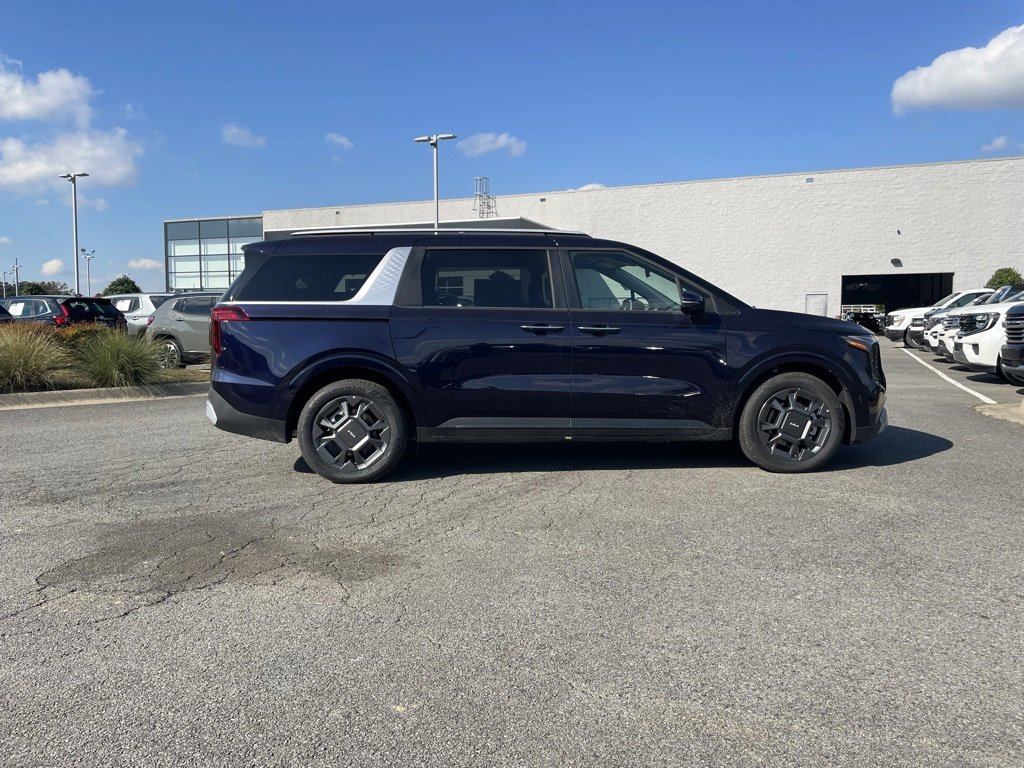 New 2026 Kia Carnival EX image 9