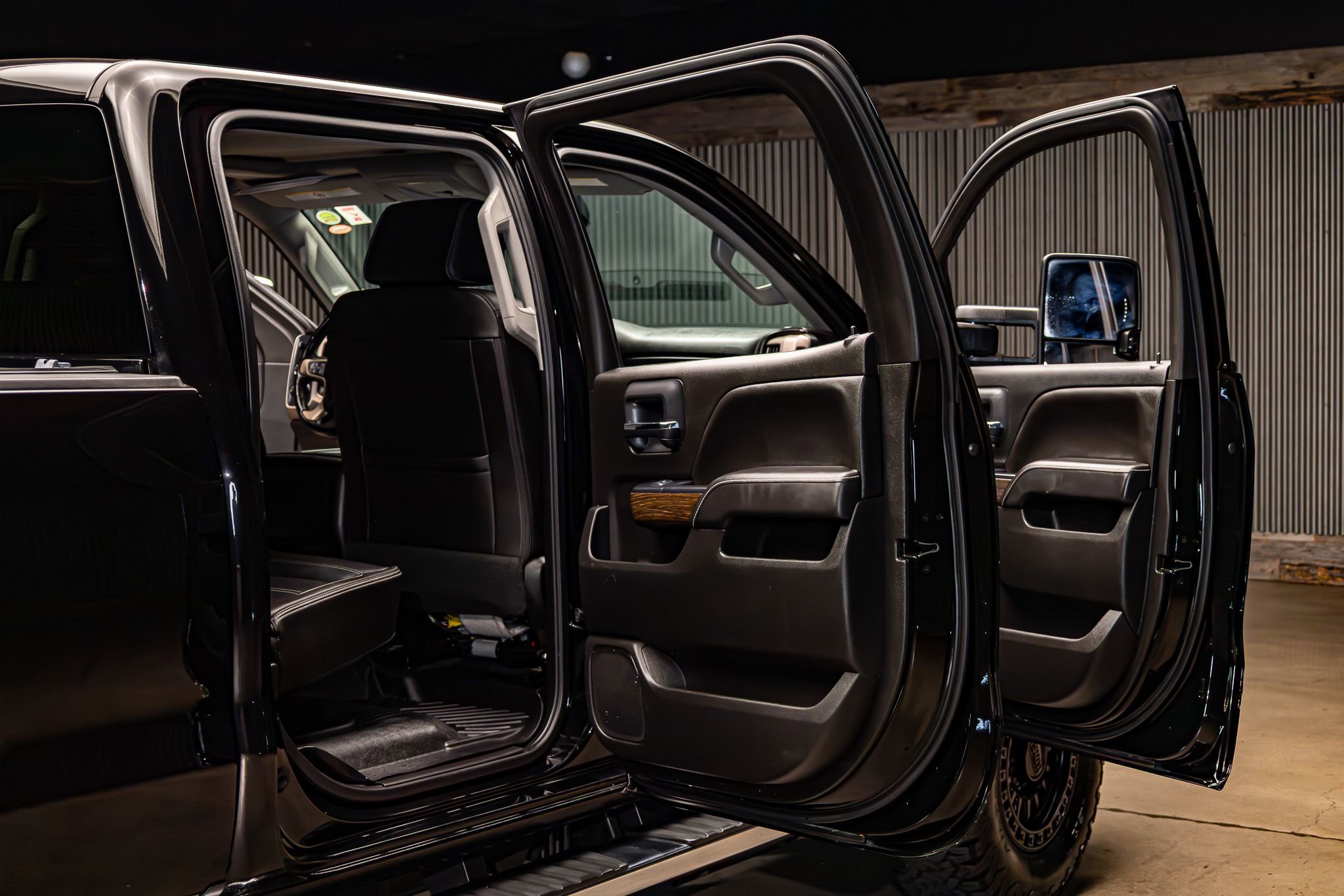 Used 2019 GMC Sierra 2500 Denali w/ Duramax Plus Package image 28