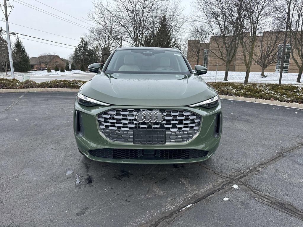 New 2025 Audi Q5 Premium image 2