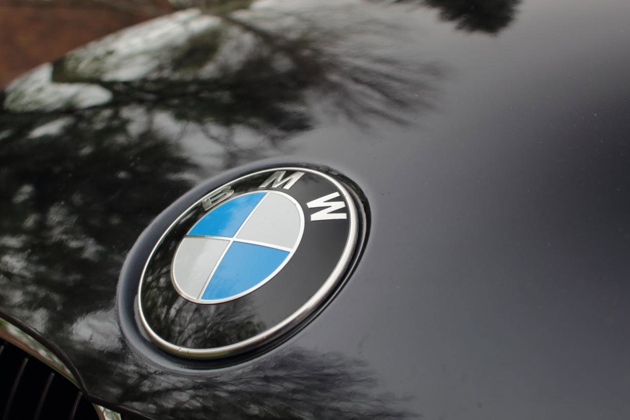 Used 2011 BMW M3 Coupe RWD image 5