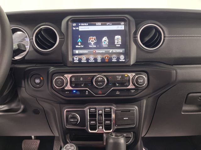 Used 2023 Jeep Wrangler Unlimited Sahara w/ Cold Weather Group image 25