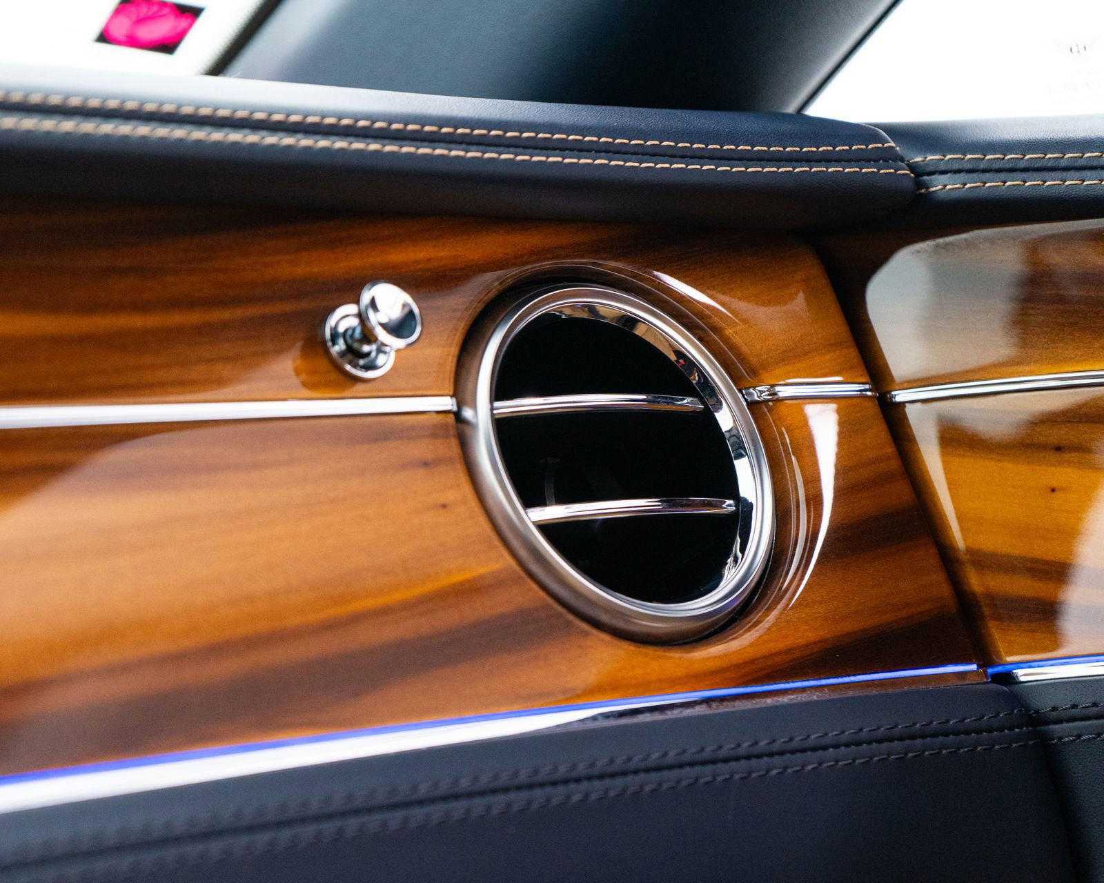 Used 2021 Bentley Continental GT AWD/4WD image 45