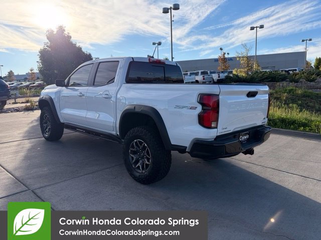 Used 2025 Chevrolet Colorado ZR2 w/ Technology Package AWD/4WD image 10