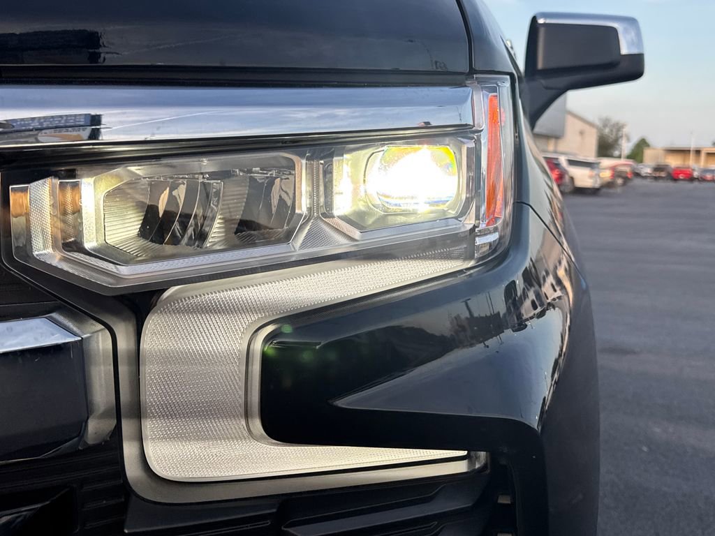 Used 2025 Chevrolet Silverado 1500 LT image 11