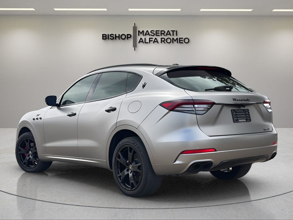 Used 2022 Maserati Levante GT AWD/4WD image 4
