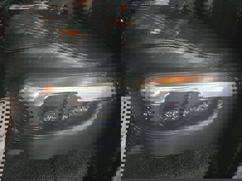 Used 2007 Land Rover Range Rover HSE image 27