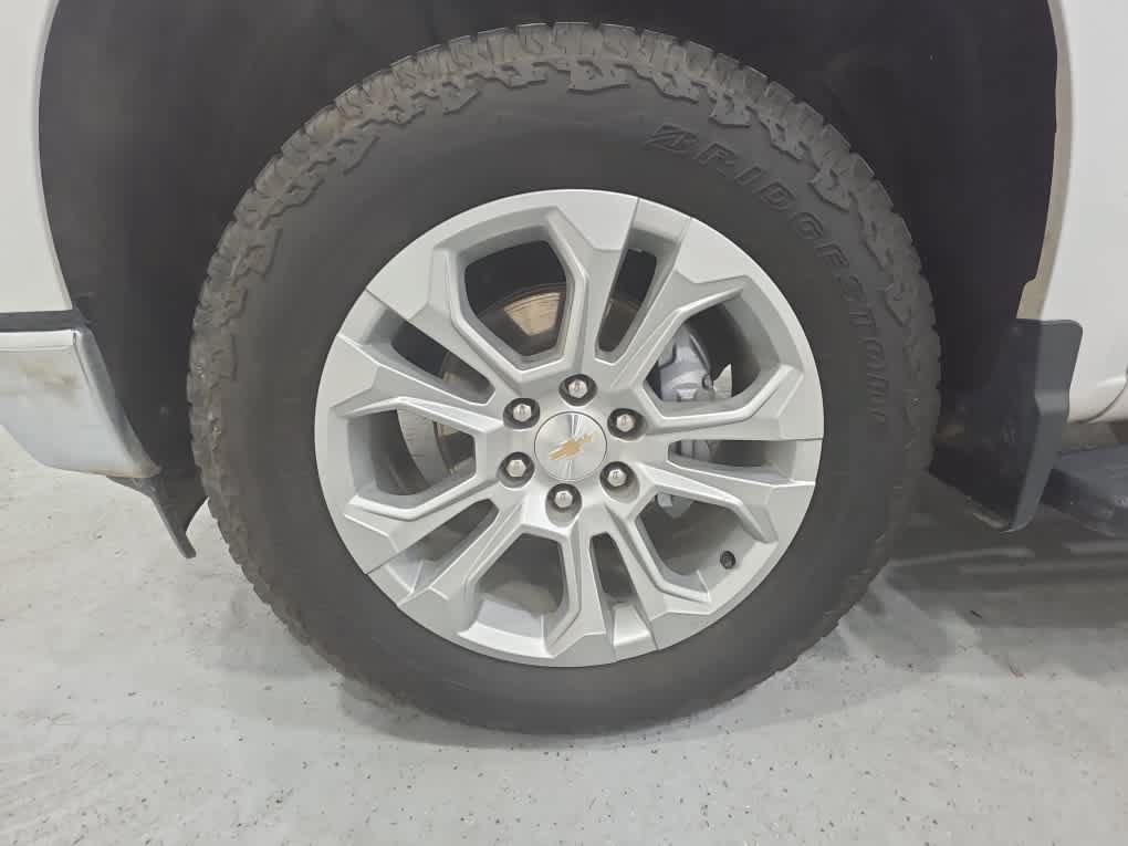 Certified 2024 Chevrolet Silverado 1500 LTZ w/ LTZ Premium Package AWD/4WD image 11