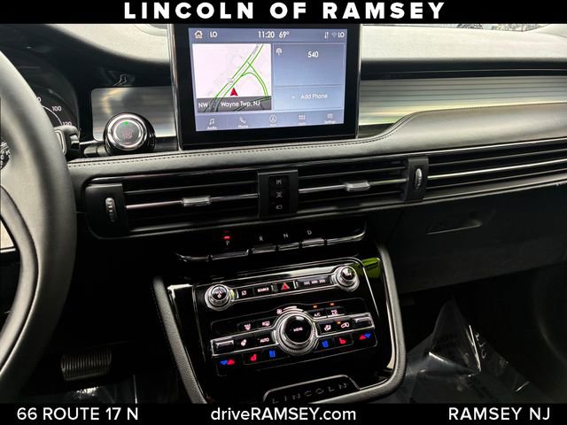 Used 2022 Lincoln Corsair AWD w/ Equipment Group 101A image 18