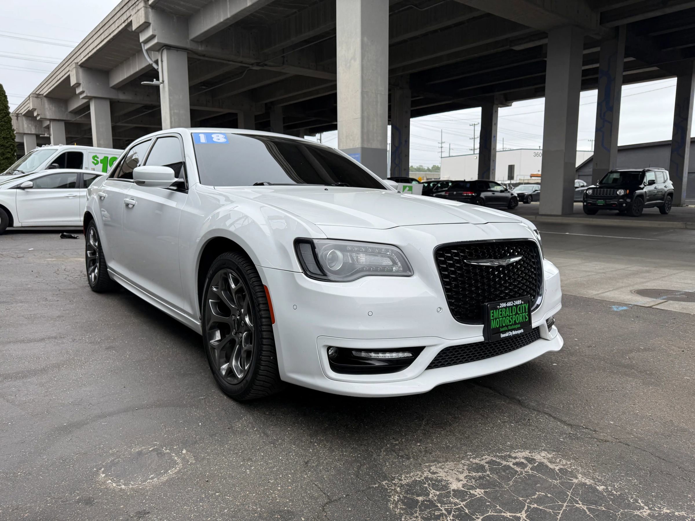 Used 2018 Chrysler 300 S w/ 300S Premium Group image 3